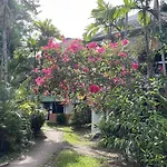 Charming Villa Suite With Balcony Near Beach